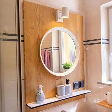 Kimi's House - * Burg (Bernkastel-Wittlich)