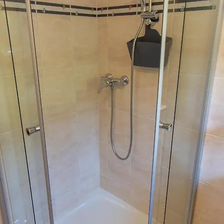 Kimi's House - * Burg (Bernkastel-Wittlich)